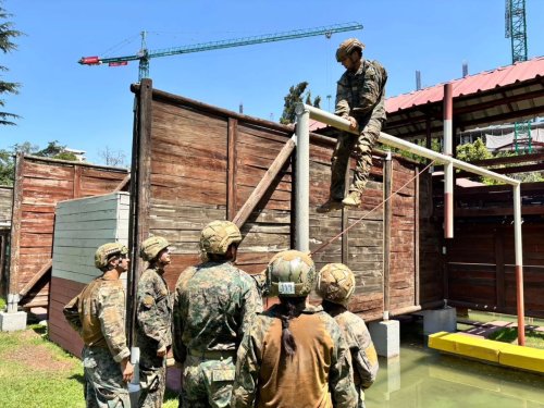 Carousel post from escuelamilitaroficial.