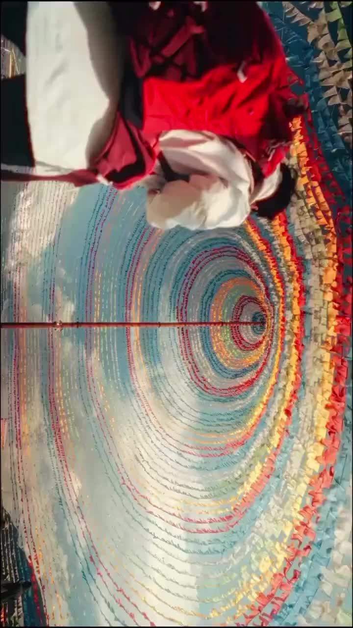 Video post from bluesky.escapes.