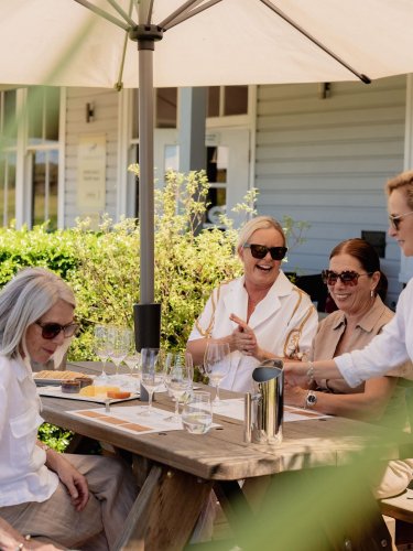 Carousel post from gundogestate.