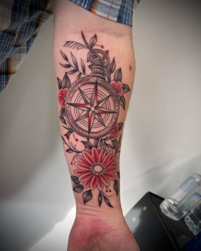 Photo post from lovetattoossandhurst.
