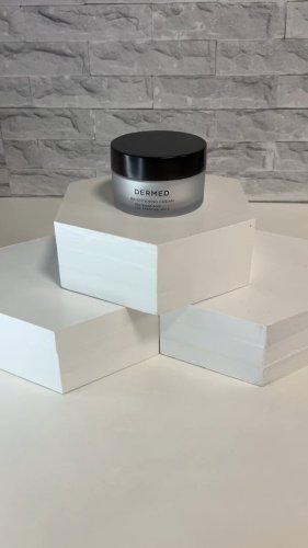 Video post from @dermed_jp.