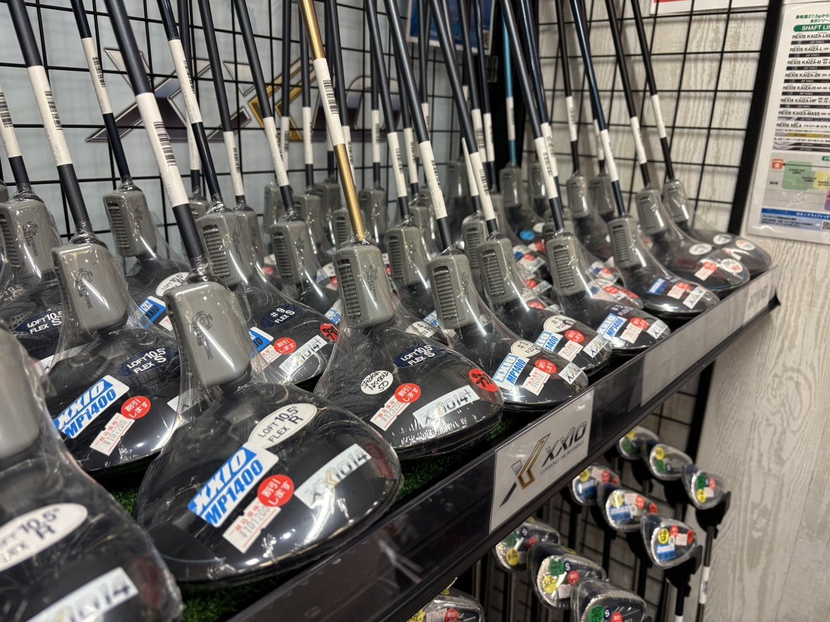 Carousel post from @jypersgolf.