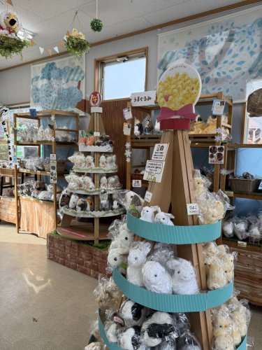 Carousel post from @yoshitoku_plush.