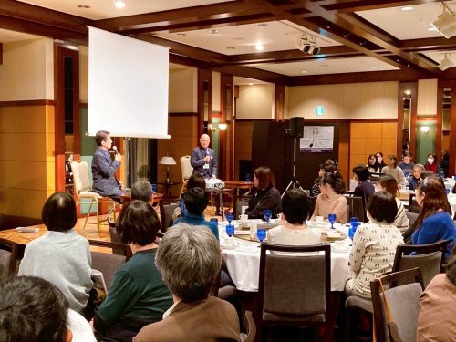 Photo post from @dermed_jp.