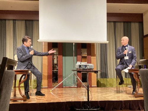 Carousel post from @dermed_jp.