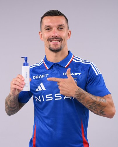 Photo post from @dermed_jp.