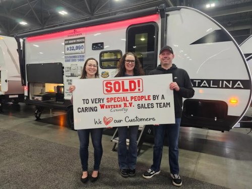 Carousel post from Western RV Country.