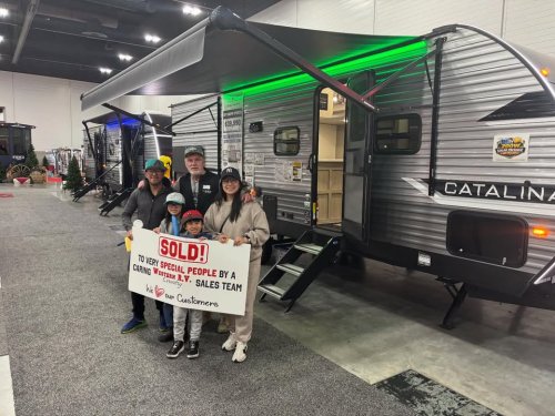 Carousel post from Western RV Country.