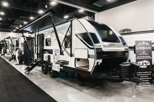 Carousel post from Western RV Country.