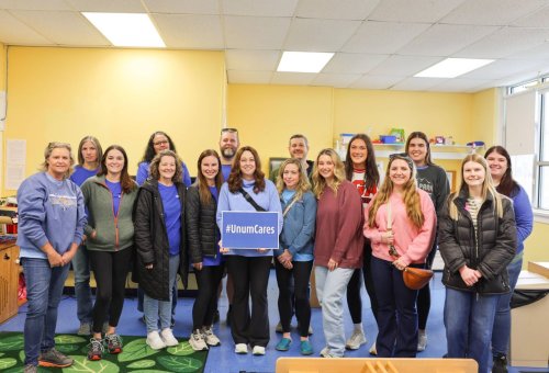 Carousel post from Unum.