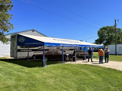 Carousel post from Muscle Car Restorations.