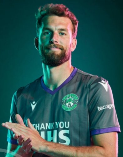 Carousel post from @CymoeddSport.