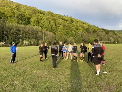 Carousel post from @CymoeddSport.