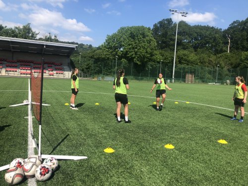 Carousel post from @CymoeddSport.