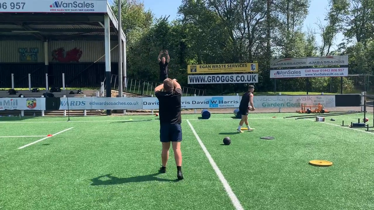 Video post from @CymoeddSport.