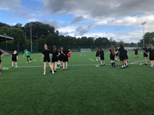 Carousel post from @CymoeddSport.