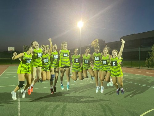 Carousel post from @CymoeddSport.