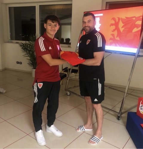 Carousel post from @CymoeddSport.