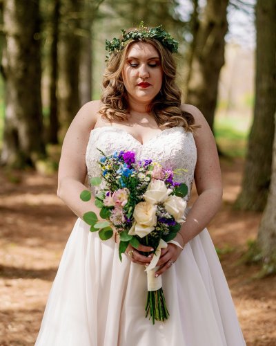 Photo post from thecurvybridenj.