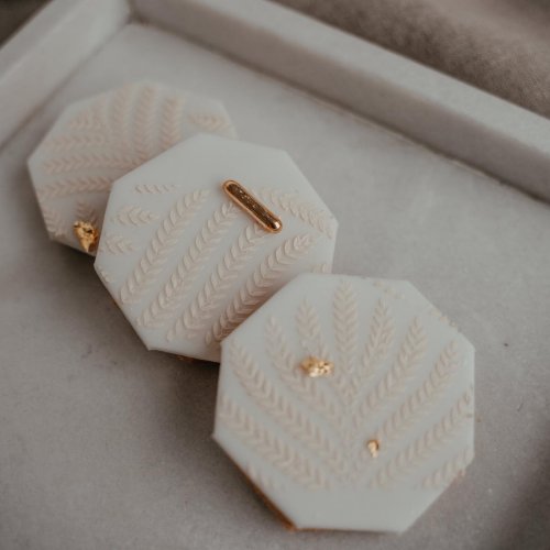 Photo post from suesseboutique.