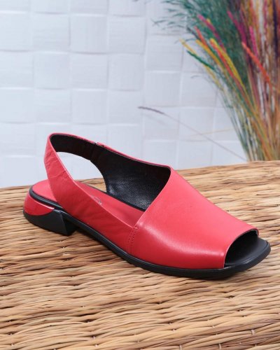 Carousel post from ossoshoes.