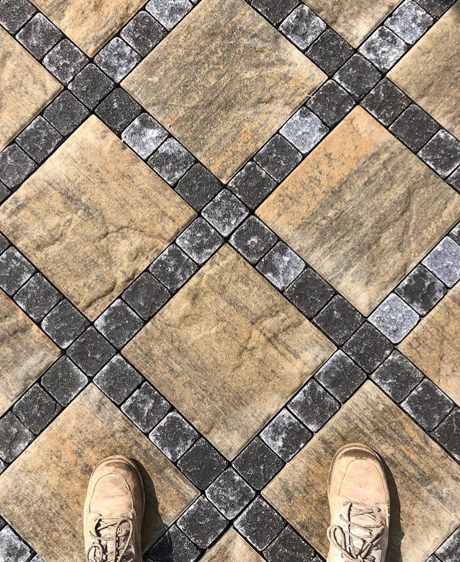 Photo post from techobloc.