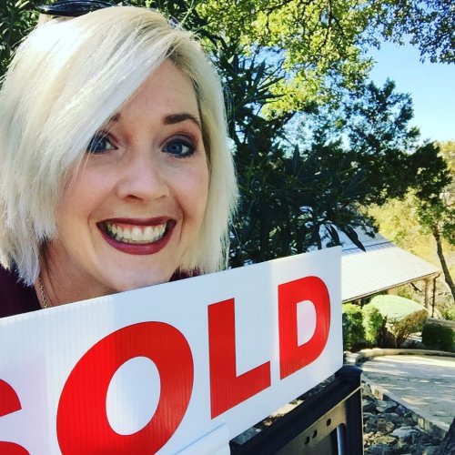 Photo post from kerisellsaustin.