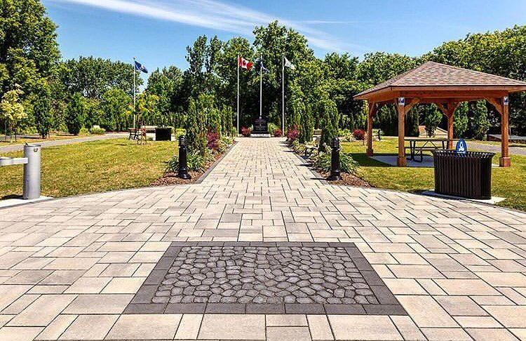 Photo post from techobloc.