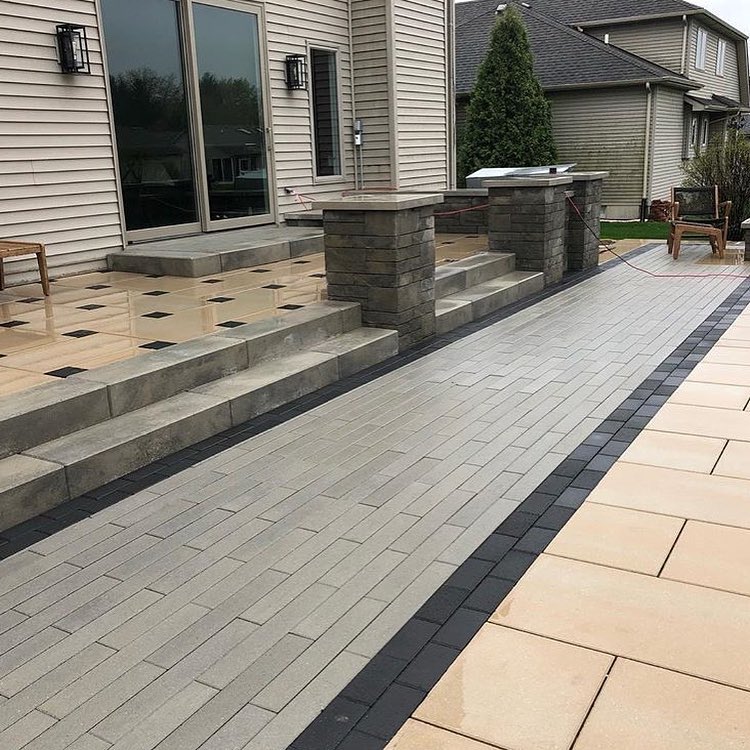 Carousel post from techobloc.
