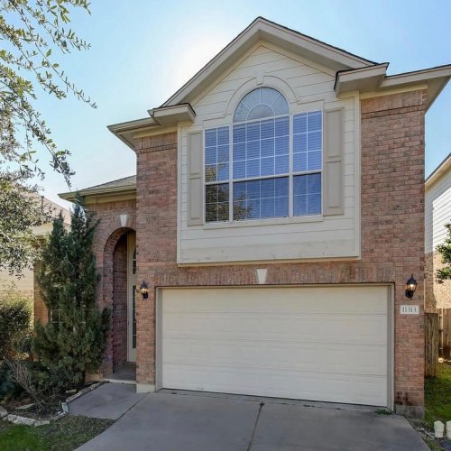 Photo post from kerisellsaustin.