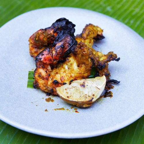 Carousel post from sigiriyahale.