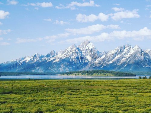 Carousel post from taucktravel.