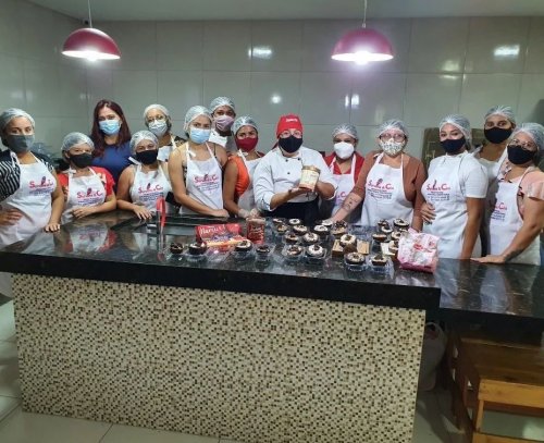 Carousel post from lumoreiracursos.