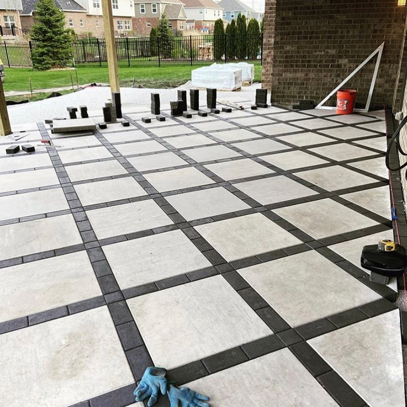 Carousel post from techobloc.