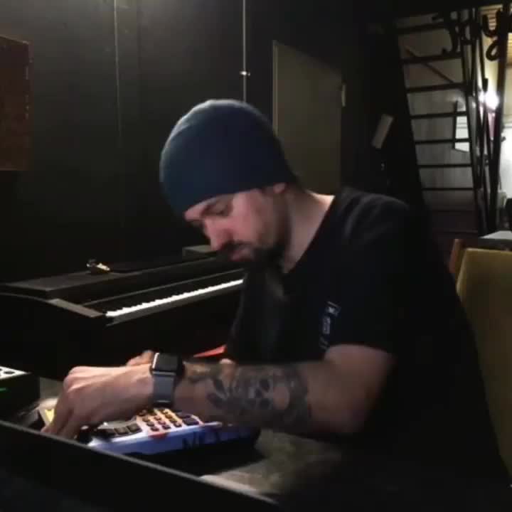 Video post from owae.ga.