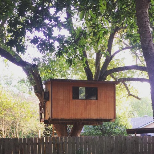 Photo post from kerisellsaustin.