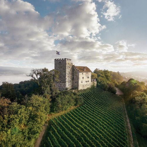 Photo post from taucktravel.