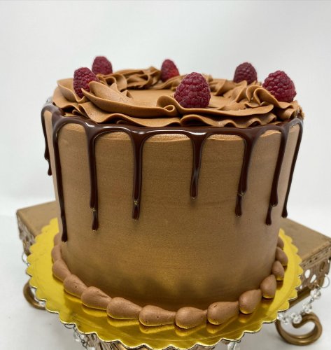 Carousel post from famous_creations_catering.