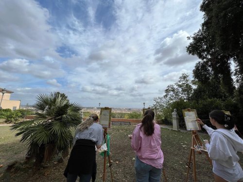 Carousel post from aur_arts.