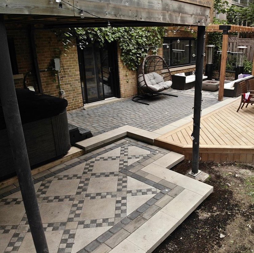 Carousel post from techobloc.