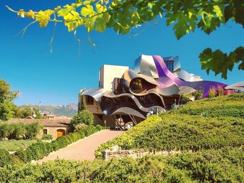 Photo post from taucktravel.