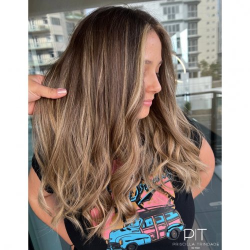 Carousel post from trindadehairstylist.