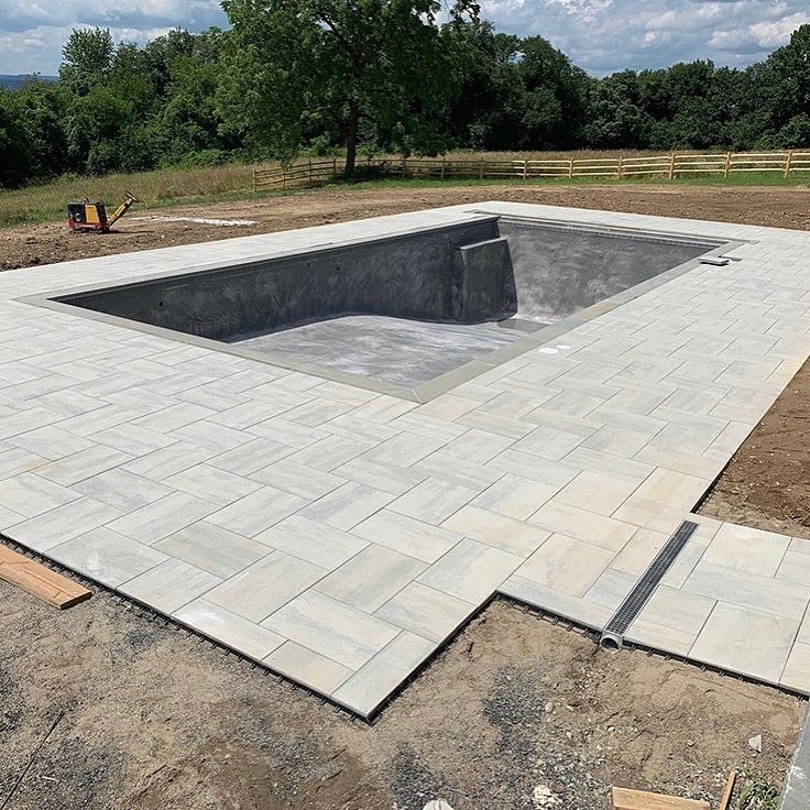 Carousel post from techobloc.