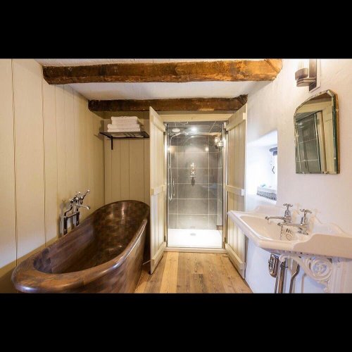 Carousel post from woodenbathsltd.