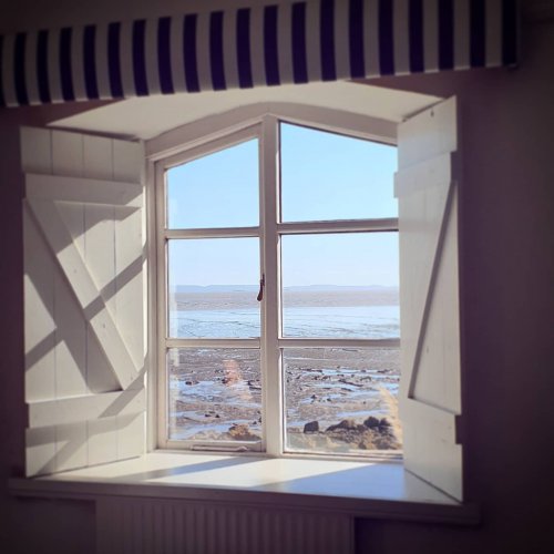 Carousel post from westusklighthouse.