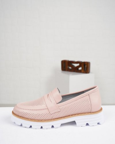 Carousel post from ossoshoes.