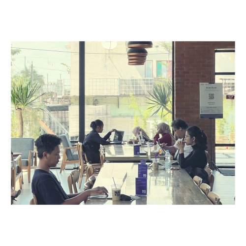 PostPhoto