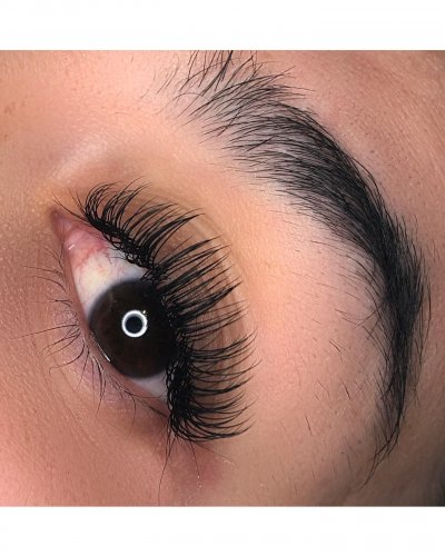 Photo post from blinxandbeauty.