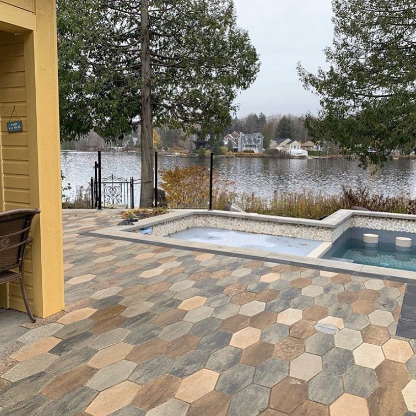 Photo post from techobloc.