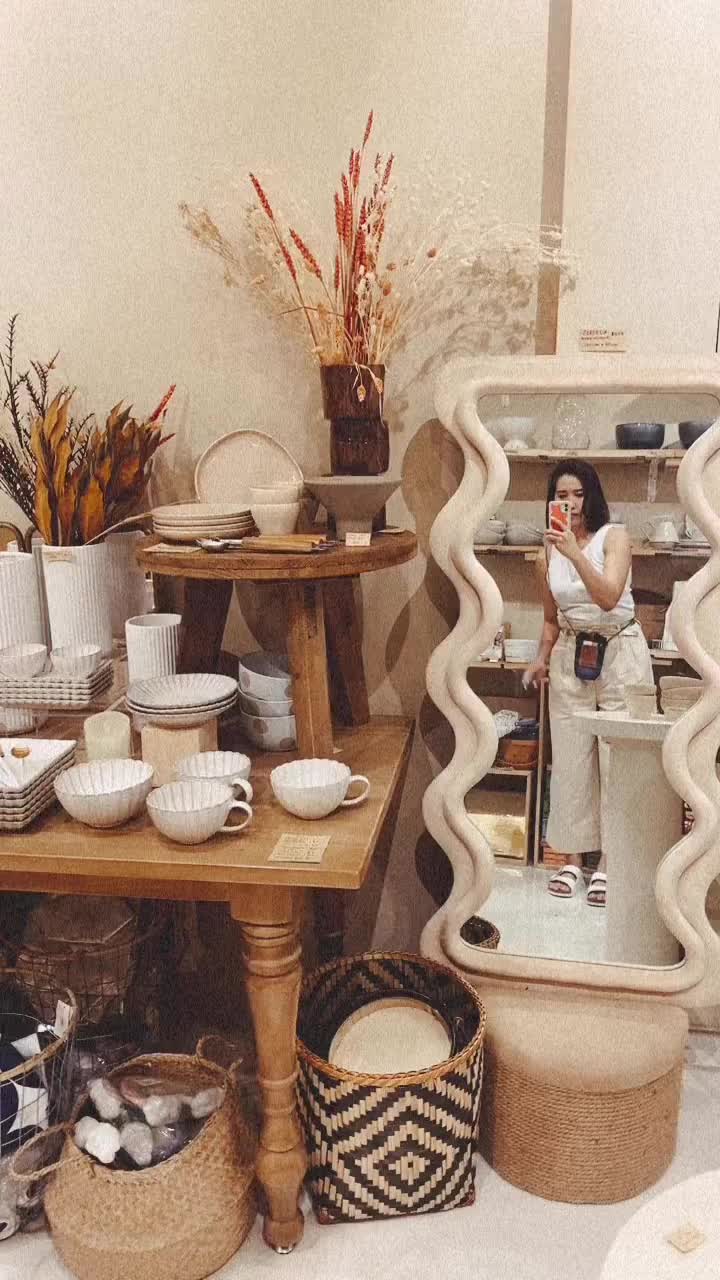 Video post from crane_living.